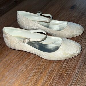 Elegant Park Ivory Lace Bridal Shoes Low Heel Wedding Shoes Womens Size 7
